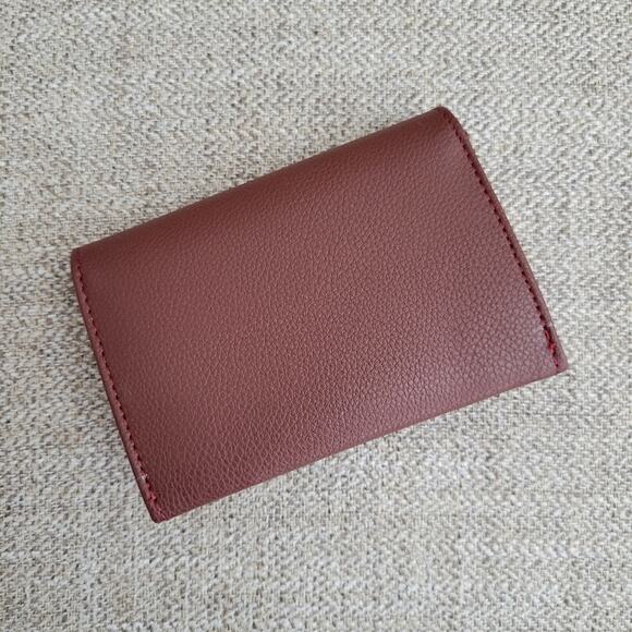 Hero Goods James series better than leather Vegan wallet in brown - Picture 6 of 6